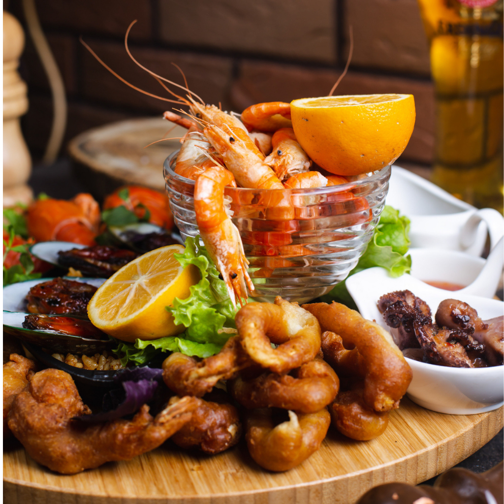 Seafood Boil (1 leg, corn, potatoes, eggs, lobster tail, shrimp)